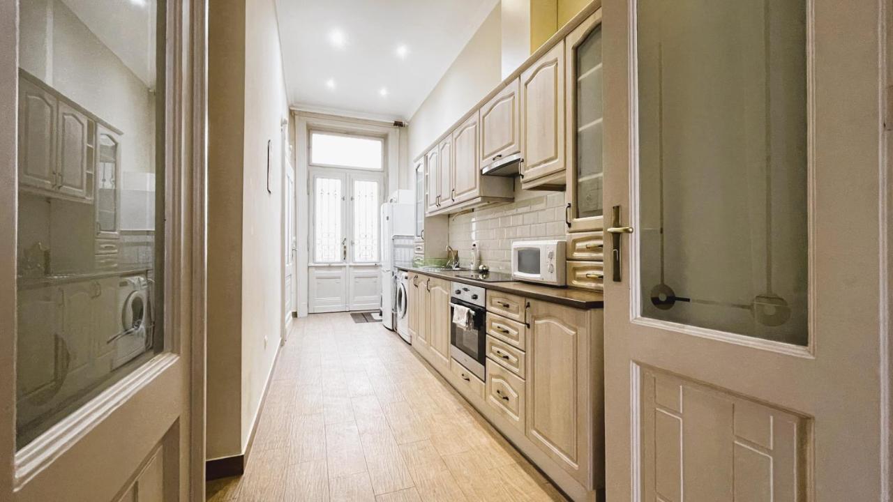 2 Rooms Between Of Chain Bridge, Cathedral, Parlament,Castle Area Apartment Budapest