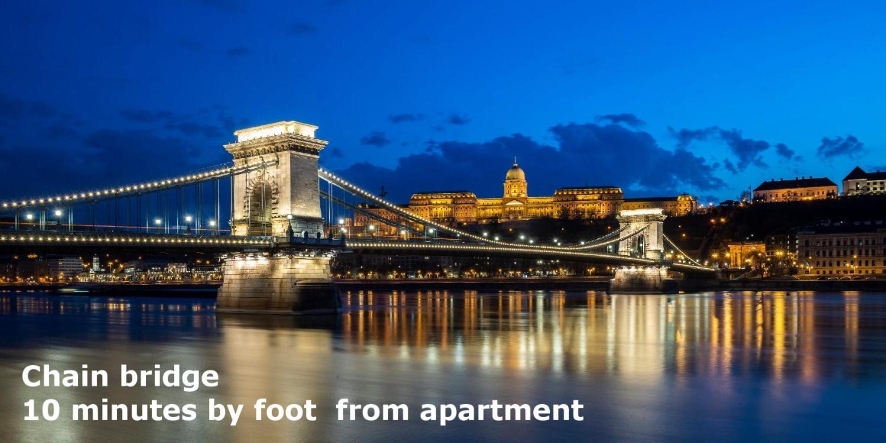 Apartment 2 Between Of Chain Bridge, Cathedral, Parlament,castle Area