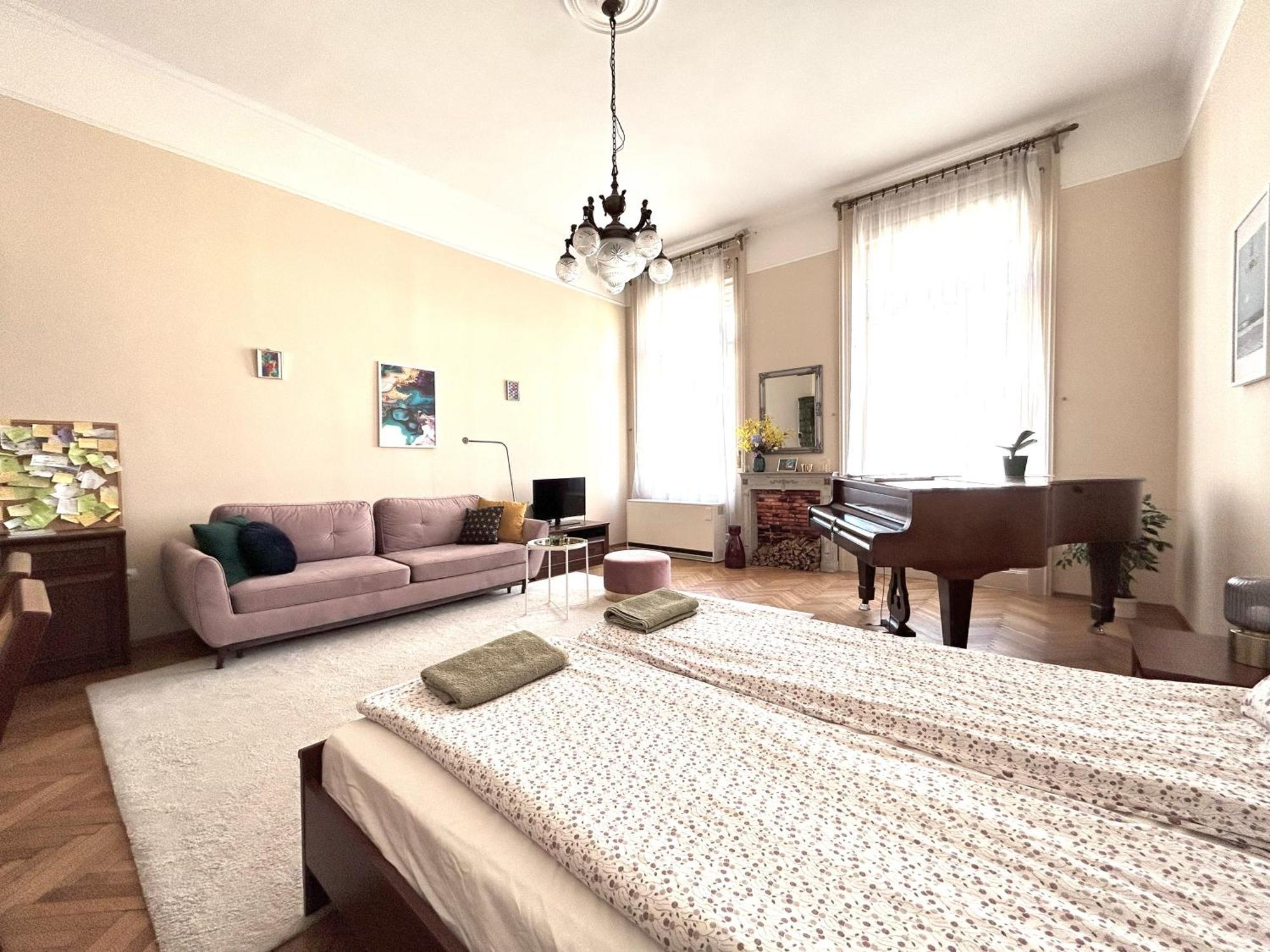 Apartment 2 Rooms Between Of Chain Bridge, Cathedral, Parlament,Castle Area Budapest